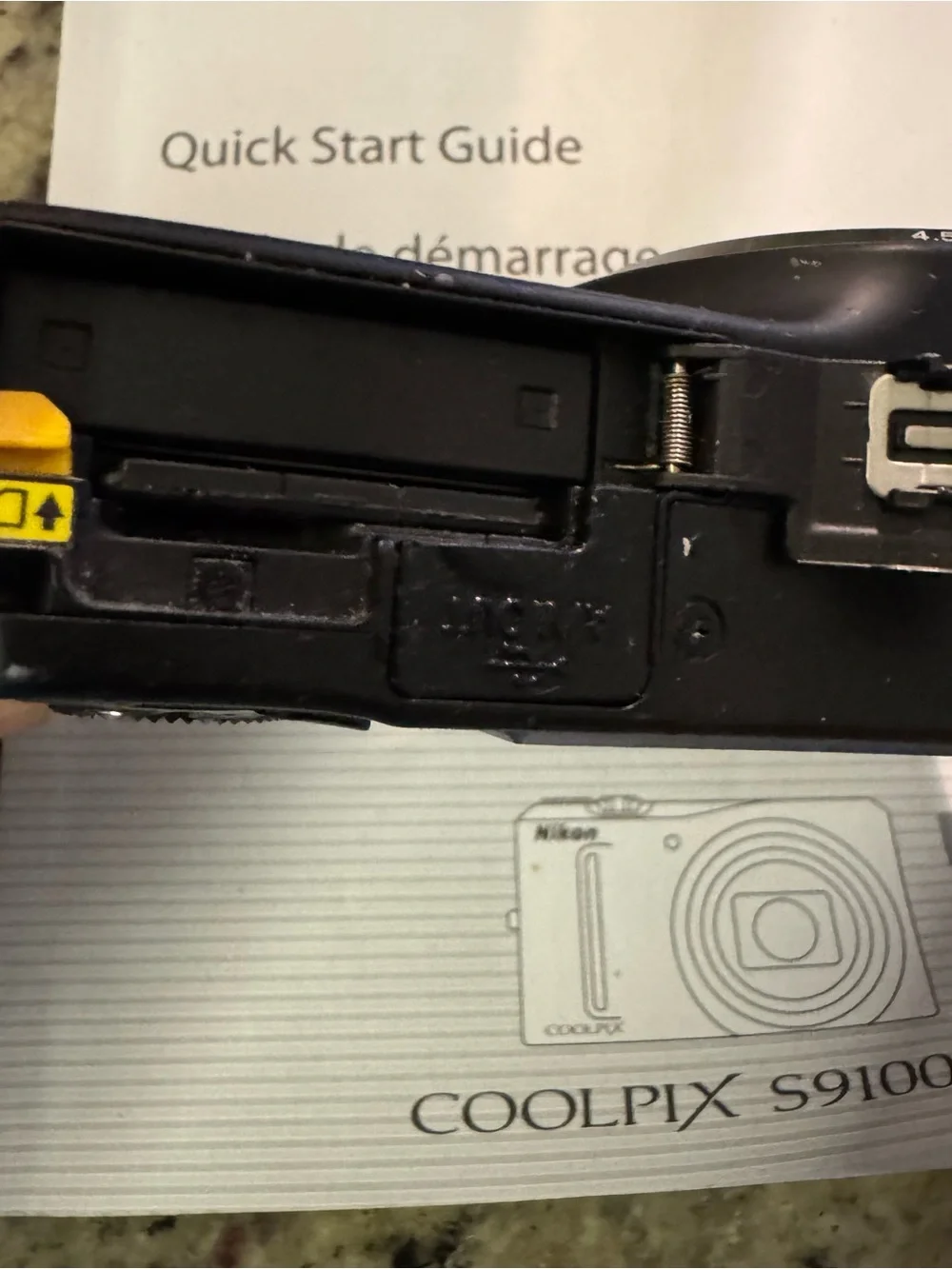 Nikon COOLPIX Compact Digital Camera S9100